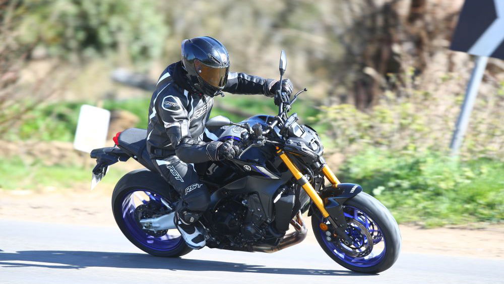 2021 MT-09 SP Visordown review